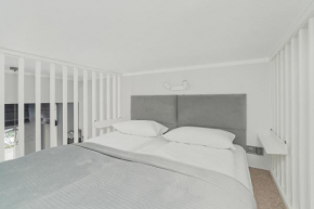 Charming and Modern Studio with Mezzanine in Poznan Center by Noclegi Renters